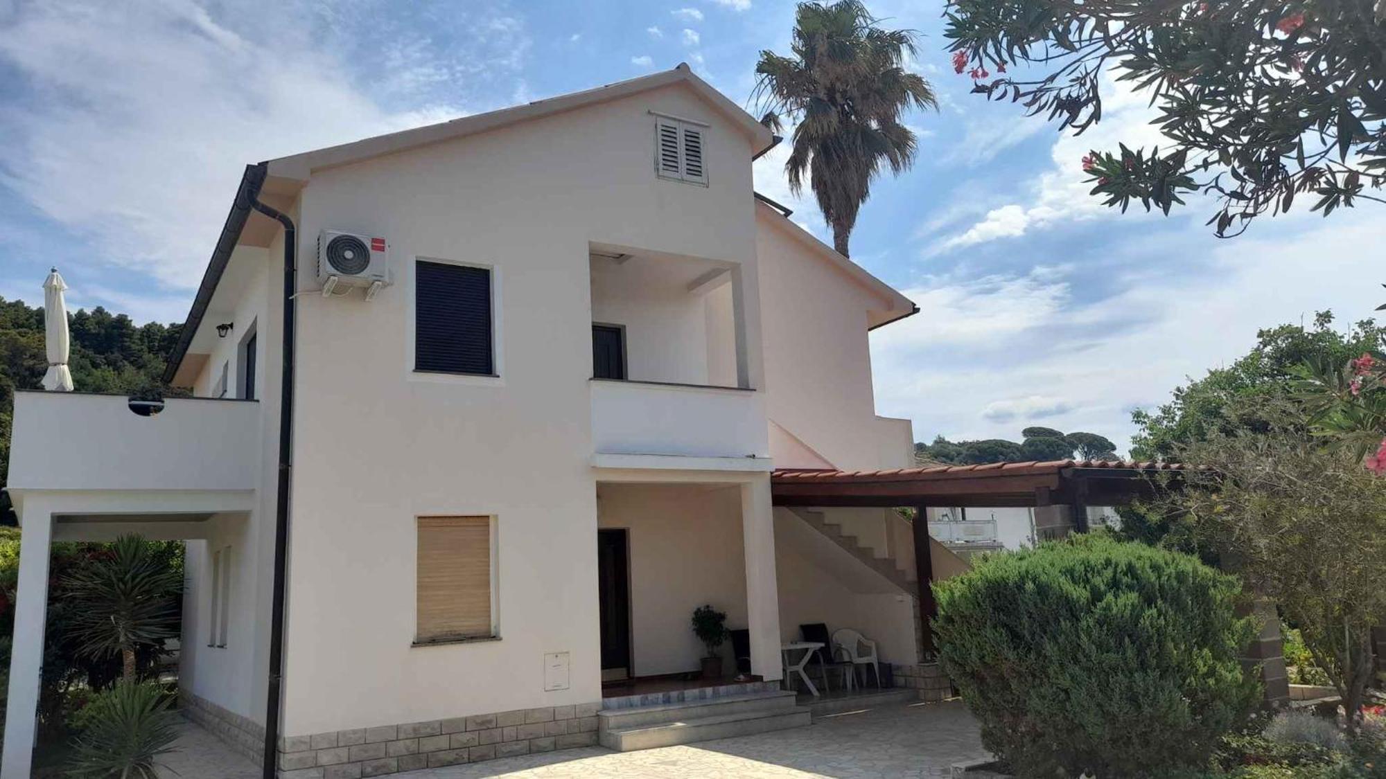 Kampor Apartment 3 エクステリア 写真
